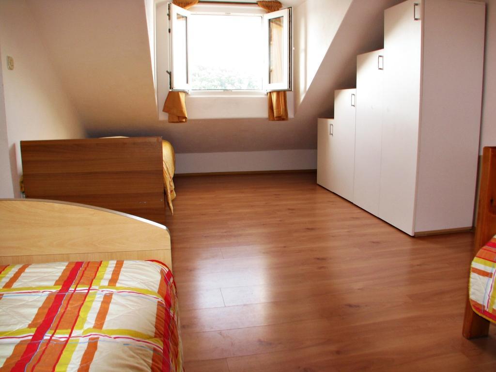 Apartment Martinic Pucisca Kamer foto